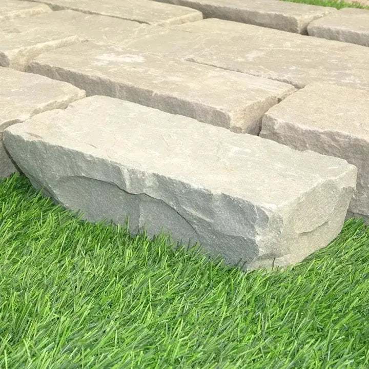 Kandla grey Indian sandstone setts