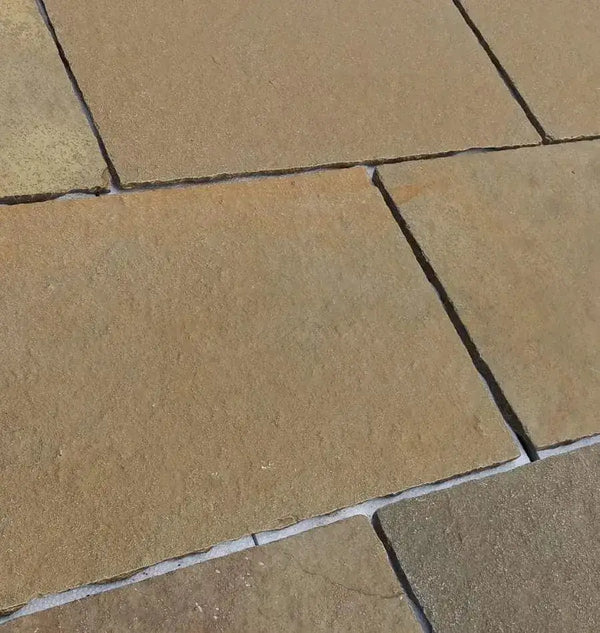 Tandur yellow limestone tumbled paving slabs